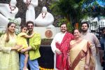 Naman Nitin Mukesh, Neil Nitin Mukesh, Nishi Mukesh, Nitin Mukesh, Nurvi Neil Mukesh, Rukmini Sahay attend the 100th birth anniversary of Mukesh Ji paying Humble Tribute at Mukesh Chowk on 22 July 2023 (10)_64bbf94f08b76.jpeg