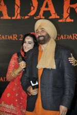Ameesha Patel, Sunny Deol at the trailer launch of film Gadar 2 on 26 July 2023 (4)_64c1492ad6d86.JPG
