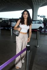 Janhvi Kapoor seen at the airport on 27 July 2023 (6)_64c23cc0787cd.JPG