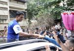 Sonu Sood celebrates his birthday with fans at his home on 30 July 2023 (4)_64c65c7644f81.jpeg