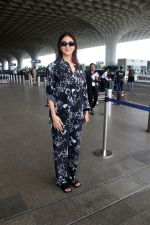 Vaani Kapoor seen at the airport on 7th August 2023 (10)_64d09ca58e86d.JPG