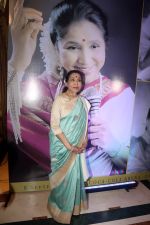 Asha Bhosle at the Press Conference for Asha@90 Live In Concert in Dubai on 8th August 2023 (23)_64d4f6dd69d7c.jpeg