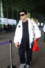 Karan Johar spotted at the airport on 9th August 2023 (24)_64d4fd2a9a1a8.JPG