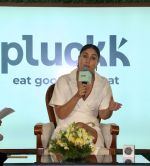 Kareena Kapoor at the press conference promoting Pluckk India leading foodtech D2C Company on 9th August 2023 (18)_64d52a24687d2.jpeg