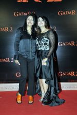 Deepti Bhatnagar, Shraddha Arya at the Grand Premiere of Film Gadar 2 on 11th August 2023 (135)_64d7a7a4b1fbb.JPG