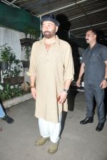 Sunny Deol at the Special Screening of Film Gadar 2 at Sunny Super Sound on 12th August 2023 (46)_64d8690609989.JPG