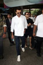 Anil Kapoor Spotted At Airport Arrival on 16th August 2023 (10)_64dc7aa995a7f.JPG