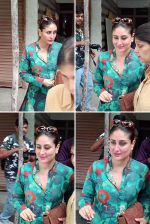 Kareena Kapoor Spotted At Her Office In Khar on 14th August 2023 (5)_64dc4b5cc8c28.jpg