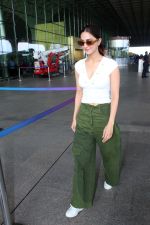 Vaani Kapoor Spotted at Airport Departure on 19th August 2023 (13)_64e070e4cb67d.JPG