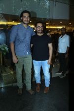Aamir Khan, Junaid Khan at the Book Launch of ONE The Story of the Ultimate Myth by Mansoor Khan on 21st August 2023 (4)_64e38f627b9fc.jpeg