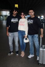 Divya Khosla Kumar, Meezaan Jafri, Pearl V Puri Spotted At Airport Departure on 27th August 2023 (13)_64eb56f689f81.JPG