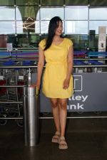 Niharica Raizada spotted at the airport on 27th August 2023  (13)_64eb1cb17c0d5.JPG