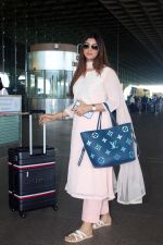 Akanksha Puri Spotted At Airport Departure on 29th August 2023 (9)_64ef1d40bcc3a.JPG