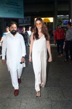 Tara Sutaria Spotted At Airport Arrival on 31st August 2023 (18)_64f08ada8d08d.JPG