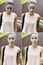 Ananya Panday spotted at yoga class in Khar on 2nd September 2023 (4)_64f318f6db398.jpg