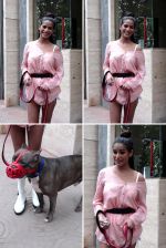 Poonam Pandey Spotted In Andheri on 2nd Sept 2023 (2)_64f335da03095.jpg