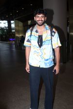 Abhishek Malhan Spotted At Airport on 7th Sept 2023 (12)_64fad8f848e6c.JPG