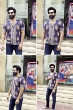 Vicky Kaushal spotted at YRF studio after trailer launch of film The great Indian family on 12th Sept 2023 (4)_65006df39e2bf.jpg