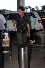Manoj Bajpayee spotted at airport departure on 17th Sept 2023 (1)_6506ebd701277.JPG
