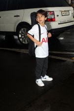 Taimur Ali Khan Spotted At Airport Departure on 17th Sept 2023 (6)_650701076f544.JPG
