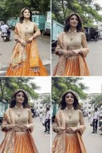 Shilpa Shetty Spotted At Indias Best Dancer Set For Promotion Of Her Film Sukhee on 18th Sept 2023 (12)_6507fa975f6d6.jpg