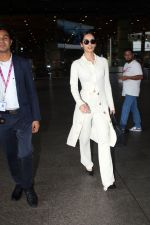 Manushi Chhillar Spotted At Airport Arrival on 19th Sept 2023 (5)_6509780f7908e.JPG