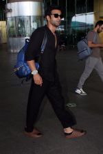 Pulkit Samrat spotted at Airport Departure on 22nd Sept 2023 (13)_650ed5caf244c.jpg