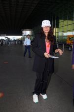 Richa Chadha spotted at Airport Departure on 23rd Sept 2023 (11)_650ed7e1c9f8d.JPG