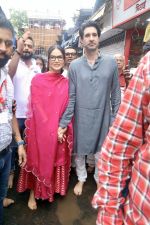 Sunny Leone, Daniel Weber visit Lalbaugcha Raja temple on 22nd Sept 2023 (13)_650ec0147a51c.jpeg