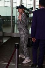 Malaika Arora spotted at Airport Departure on 23rd Sept 2023 (11)_650fe4493d301.jpg