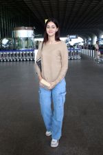 Ananya Panday Spotted At Airport Departure on 4th Oct 2023 (10)_651e959e81fba.JPG