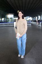 Ananya Panday Spotted At Airport Departure on 4th Oct 2023 (12)_651e95a4e7937.JPG