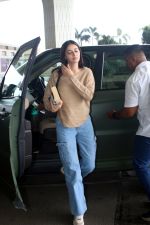 Ananya Panday Spotted At Airport Departure on 4th Oct 2023 (5)_651e958a8c29f.JPG