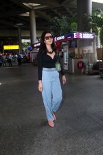 Raashi Khanna Spotted At Airport Arrival on 4th Oct 2023 (20)_651ed0bc66fbf.JPG