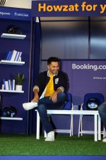 Varun Dhawan at booking.com being official accomodation partner for the ICC Men World Cup 2023 on 3rd Oct 2023 (38)_651e89a96ac8a.JPG
