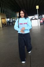 Bhumi Pednekar Spotted At Airport Departure on 6th Oct 2023 (18)_65264db381b5d.JPG