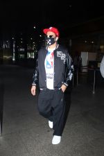 Ranveer Singh Spotted At Airport Arrival on 6th Oct 2023 (9)_65264be8c73de.JPG