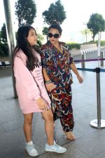 Vidya Balan with her niece Ira Spotted At Airport on 6th Oct 2023 (46)_65268dd9ad8b4.JPG