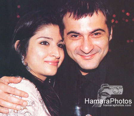 Sanjay Kapoor with wife Maheep