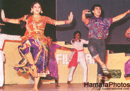 Aamir with Juhi in 1990