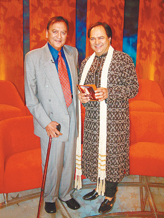 Farooq Sheikh with Sunil Dutt