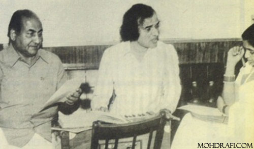 Mohd Rafi with Asha Bhonsle and Kalyanji during a rehersal session