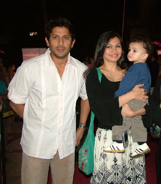 Arshad Warsi with his family