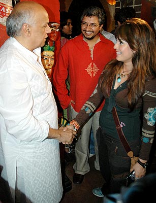 Mahima Chowdary with Mahesh Bhat