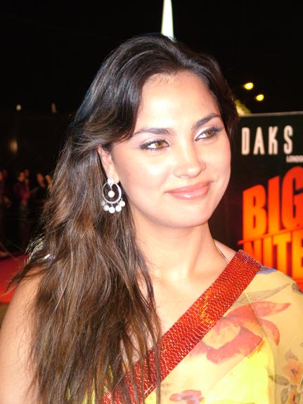 Lara Dutta in the Premiere of Waqt