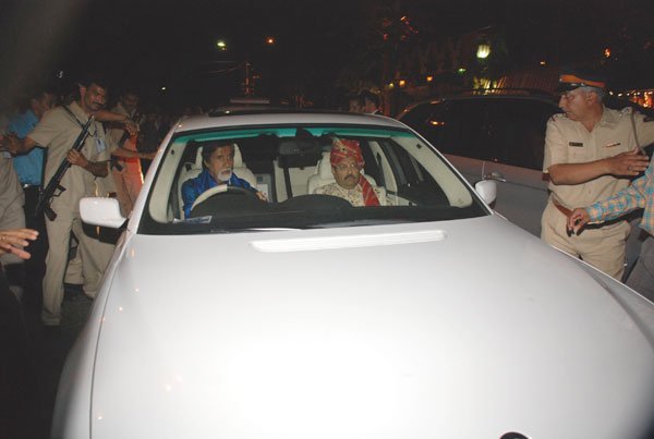 Amitabh Bachchan and Arun Singh at Aishwarya Abhishek Wedding