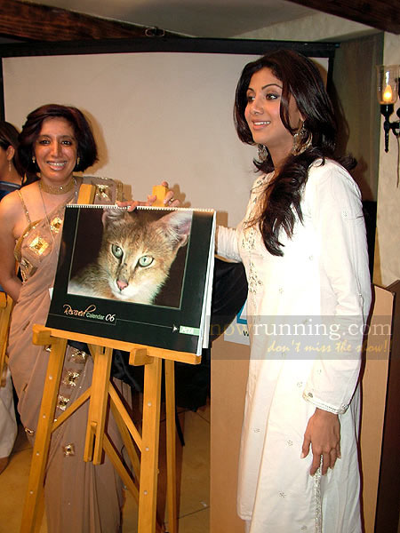  Shilpa Shetty unveiled the annual PETA calendar