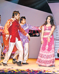 mahima performs