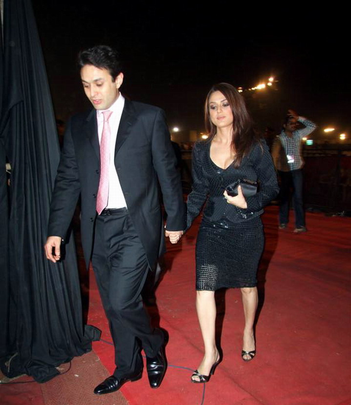 preity with boyfriend Ness arriving for the 51st filmfare awards