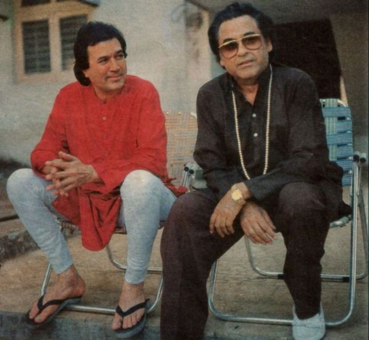 Rajesh Khanna and Kishore - Good times together..